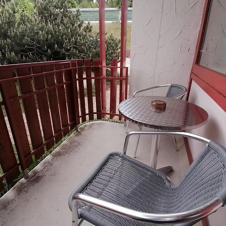Studio 20Qm Mit Balkon Und Innenpool - 22040 Schluchsee Ngoại thất bức ảnh