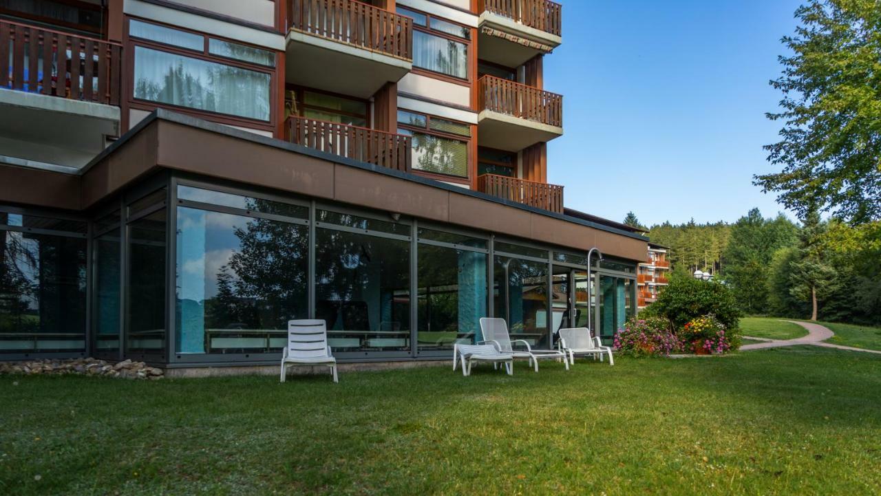 Studio 20Qm Mit Balkon Und Innenpool - 22040 Schluchsee Ngoại thất bức ảnh